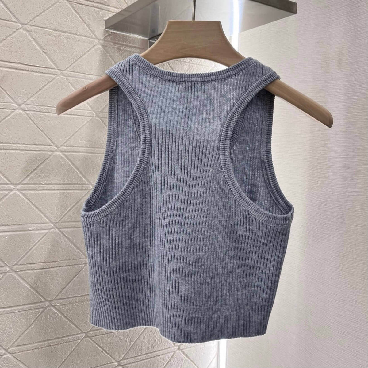 Minimalist Hem Embroidered Knitted Vest
