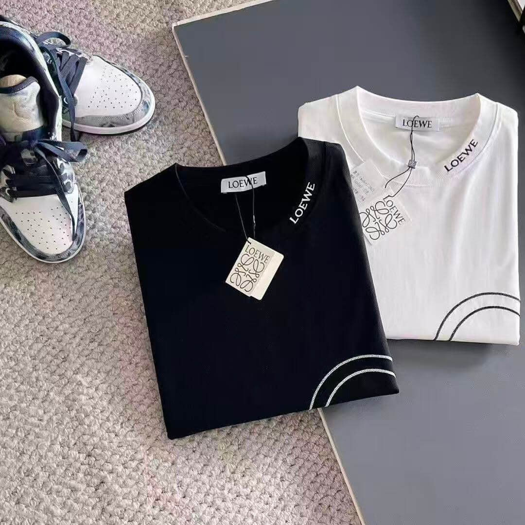Grid Pattern Embroidered T-Shirt