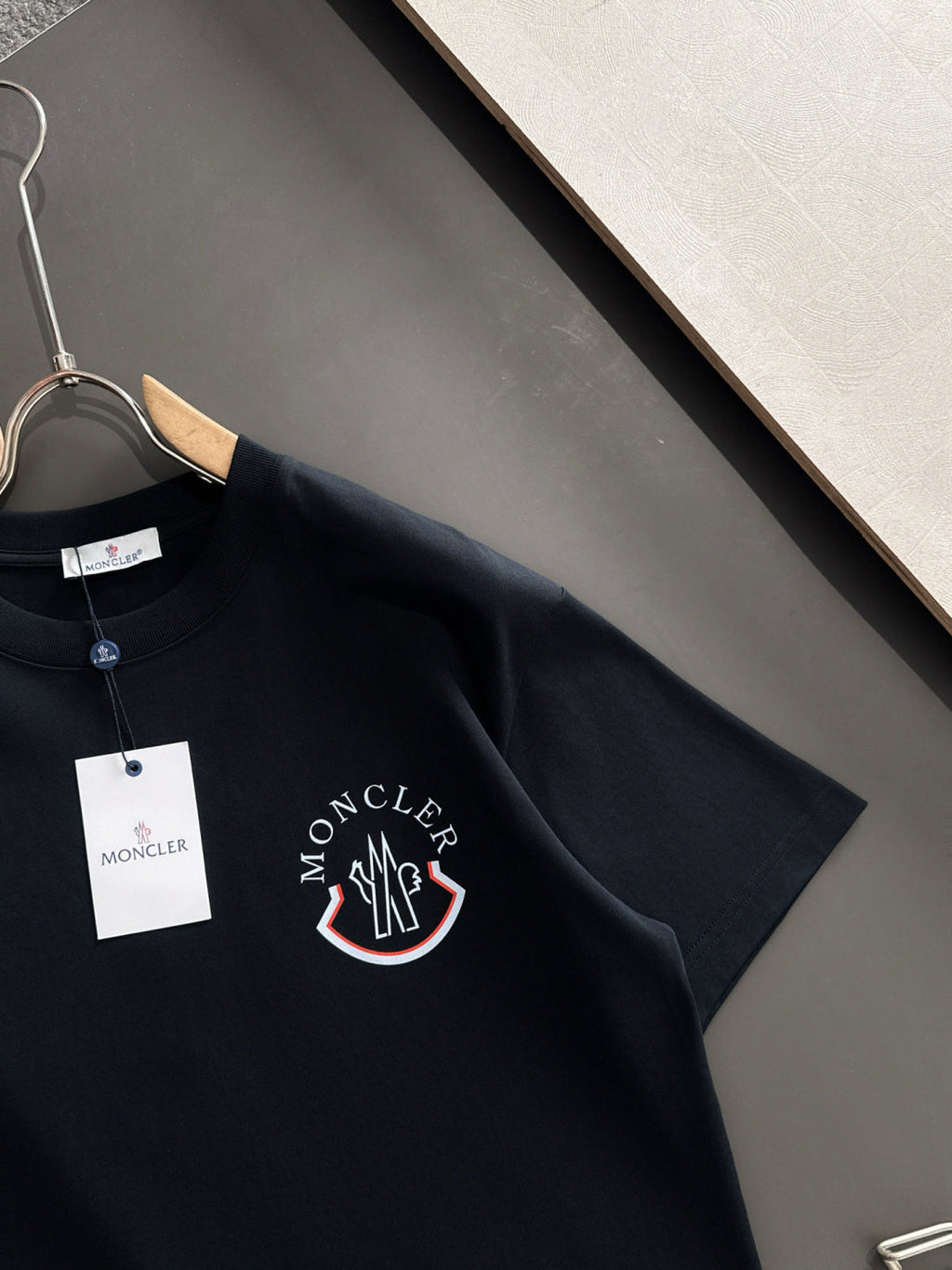 Summer new round neck short sleeved T-shirt