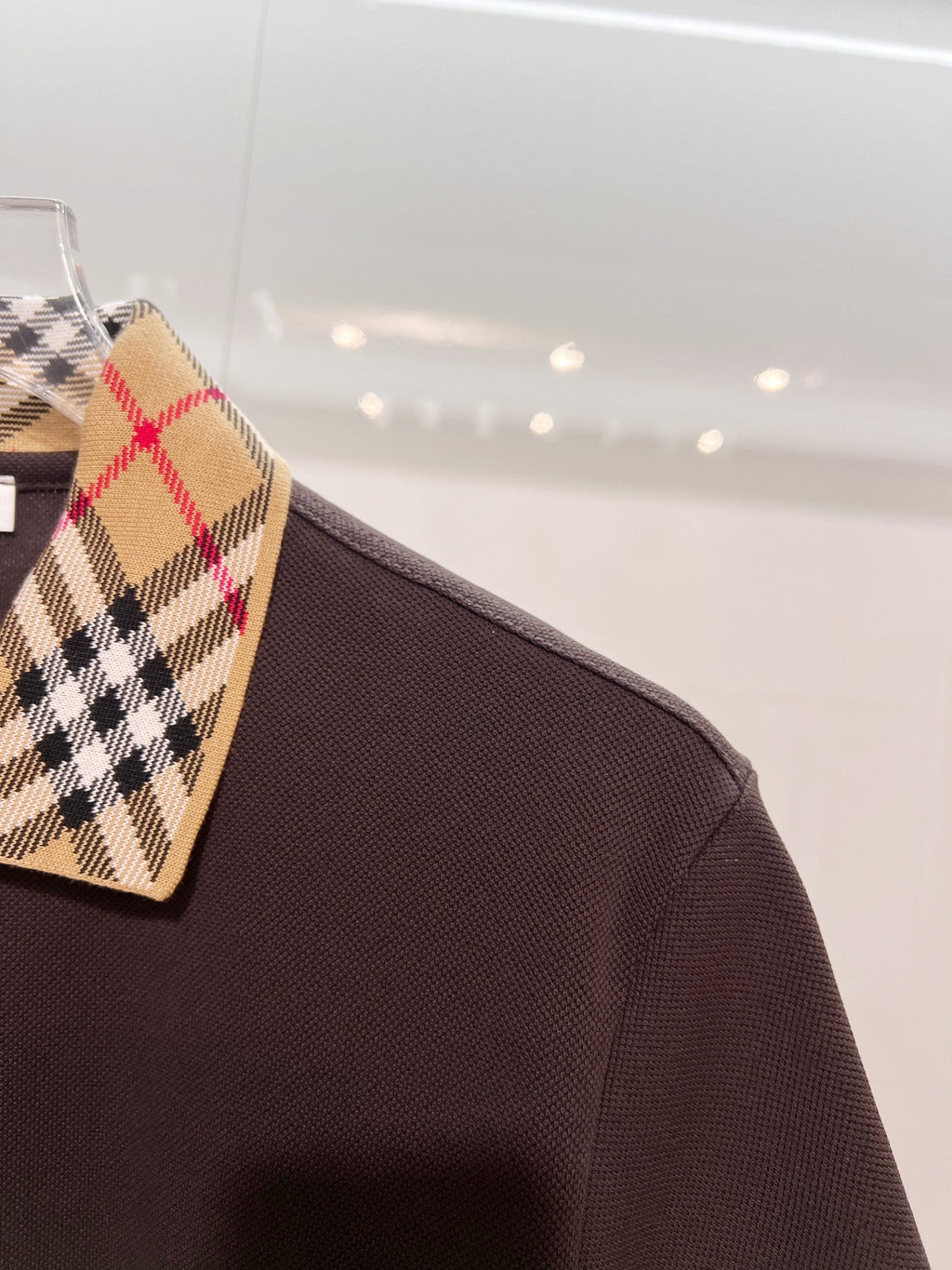 Color blocked flat collar classic plaid collar letter polo shirt