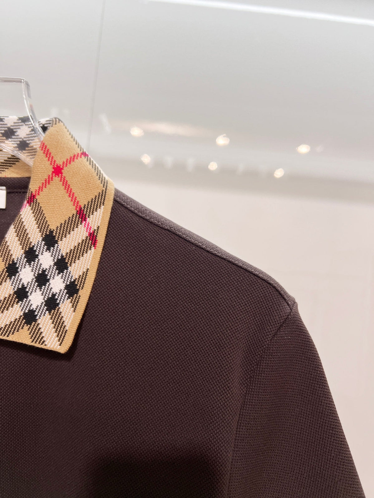 Color blocked flat collar classic plaid collar letter polo shirt