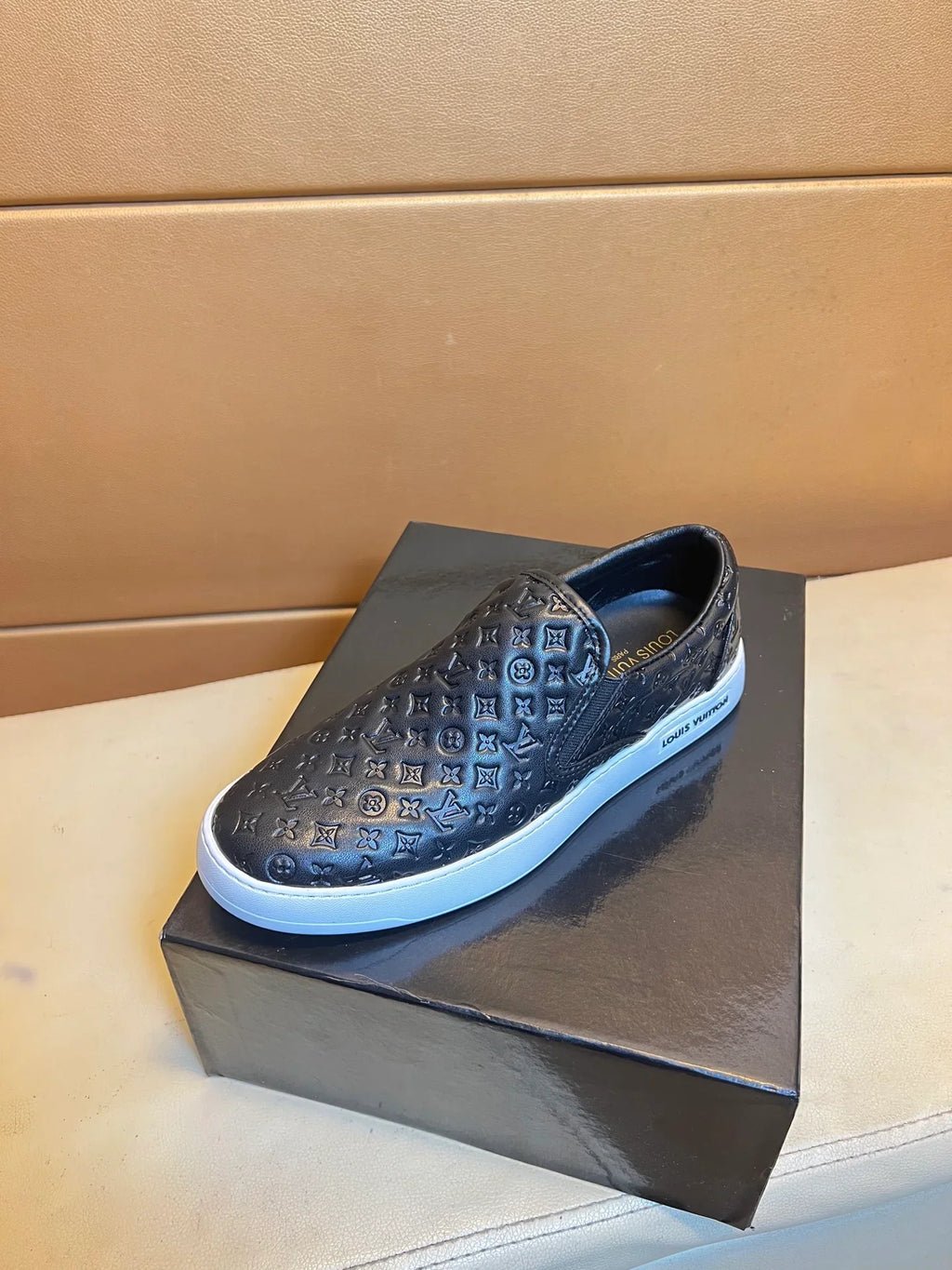 🏃 Casual shoes are a must-have for trendy men 😍