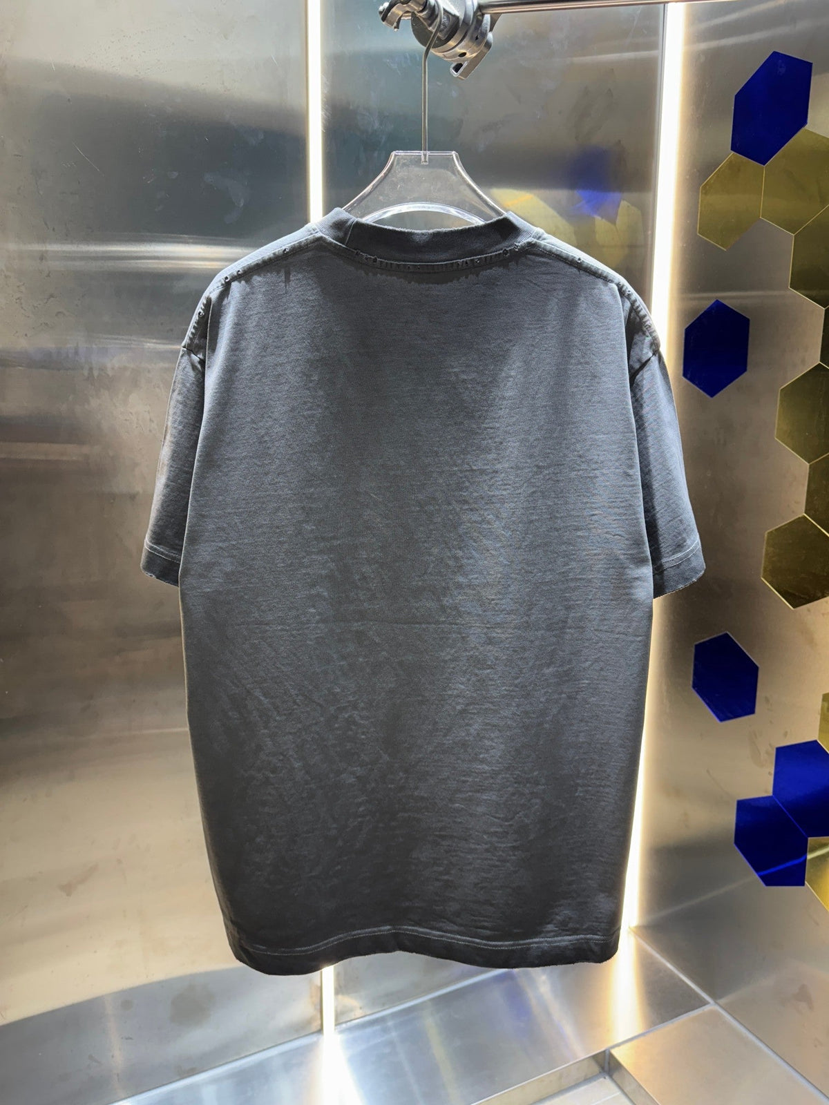 3D color blocked embroidery 🪡 Letter LOGO Phantom Spray Printed T-shirt