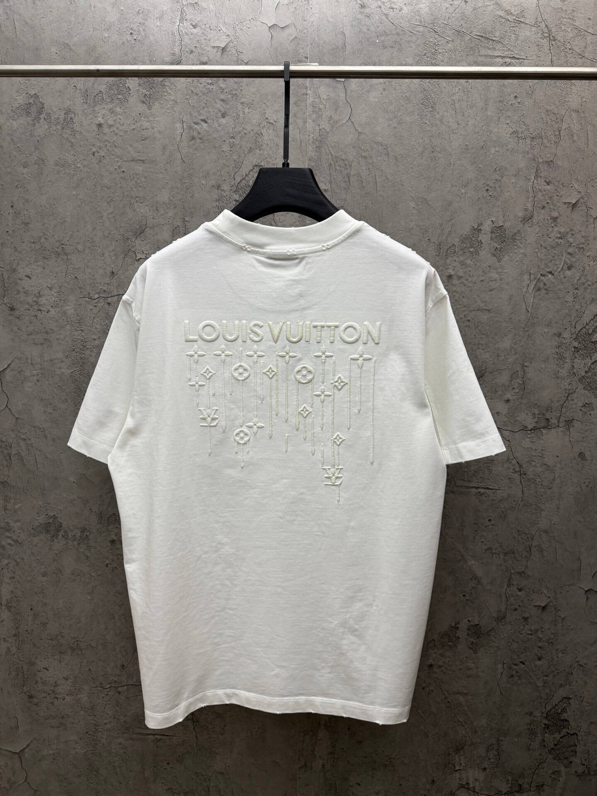 Color-Changing Embroidery T-Shirt