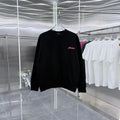 Round neck long sleeved sweatshirt