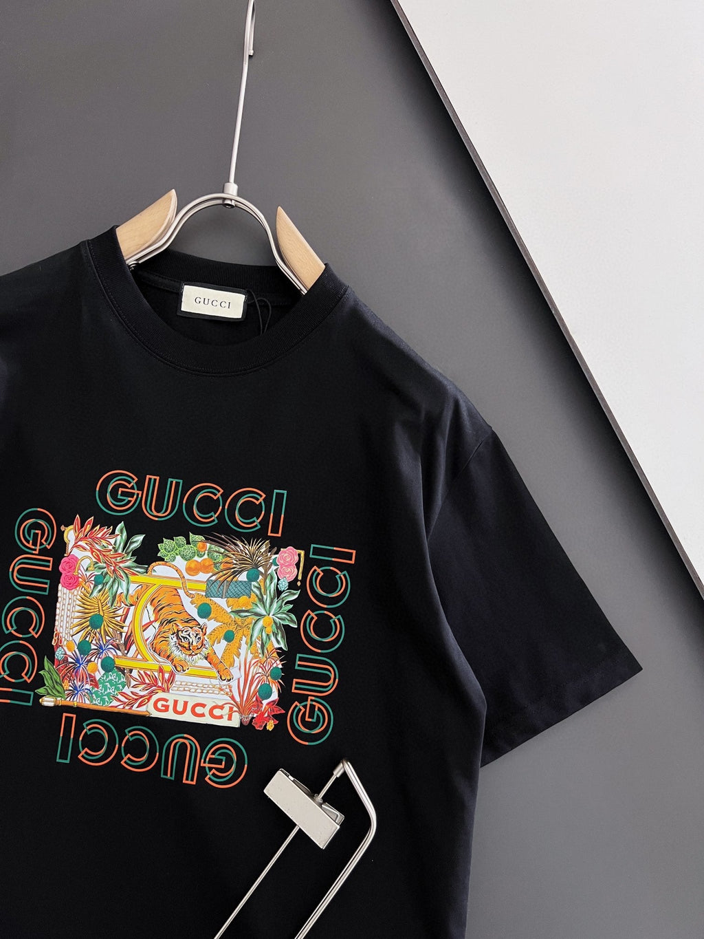 A must-have round neck T-shirt for men's wardrobes