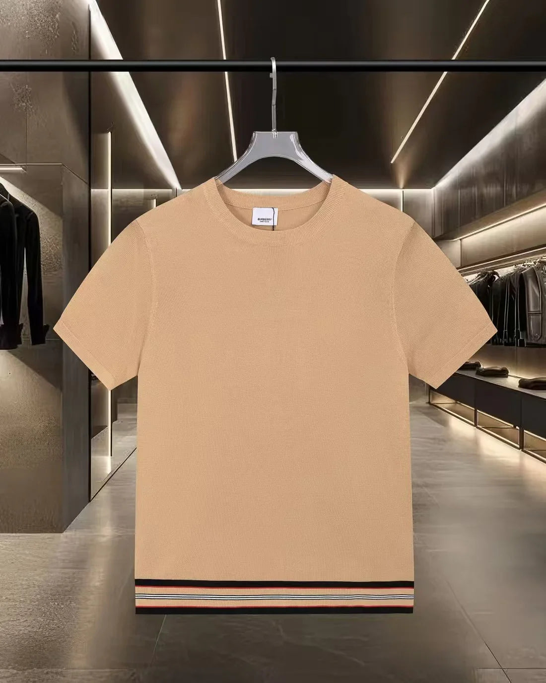 New striped knitted casual short sleeved T-shirt