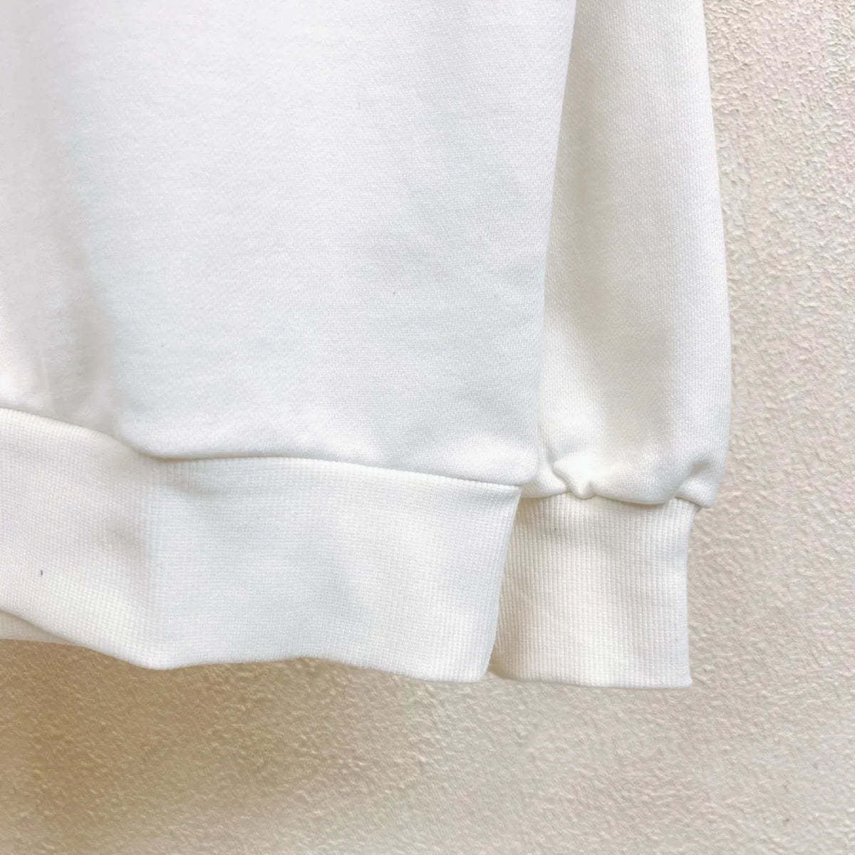 Embroidered letter arm plaid patchwork round neck hoodie