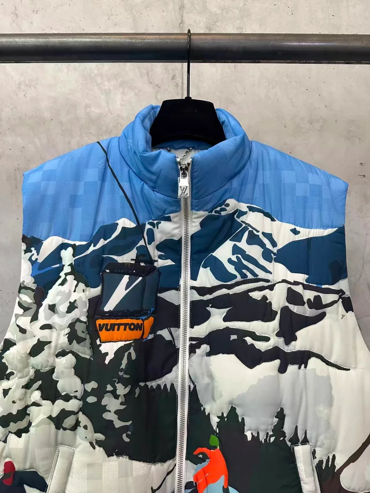 New sleeveless stitch vest jacket