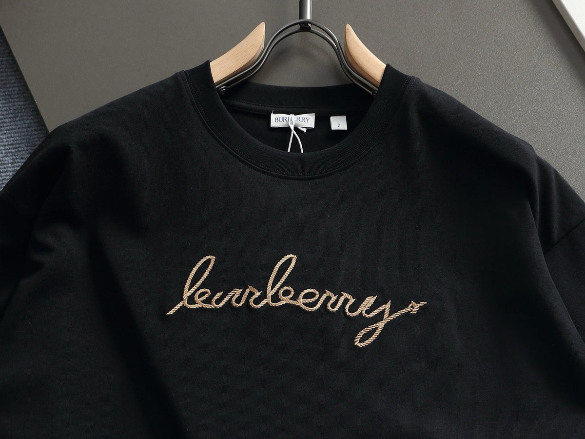Classic Embroidered Round Neck T-shirt with Back