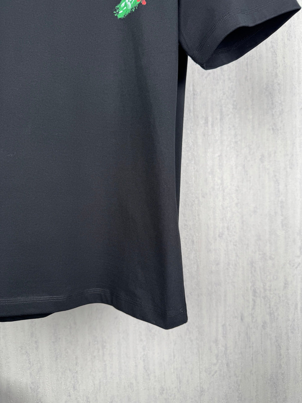 Hand drawn graffiti pattern unisex T-shirt