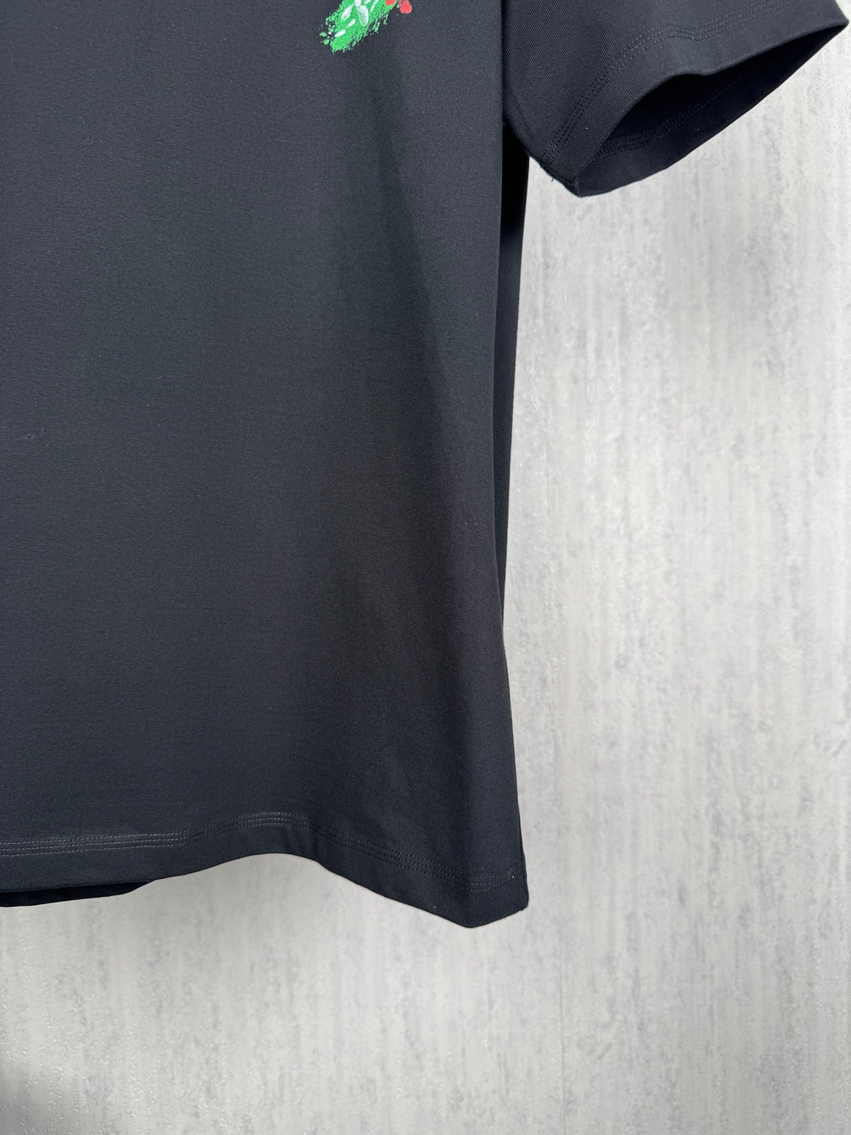 Hand drawn graffiti pattern unisex T-shirt
