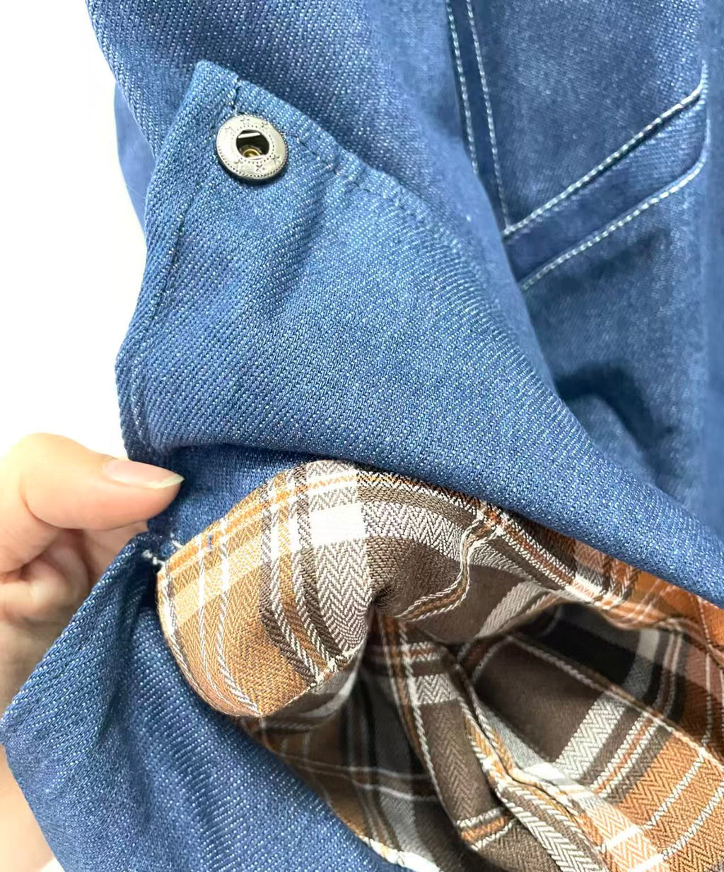 Denim color changing badge jacket