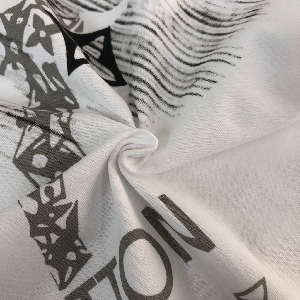 Latest versatile short sleeved T-shirt for both men and women