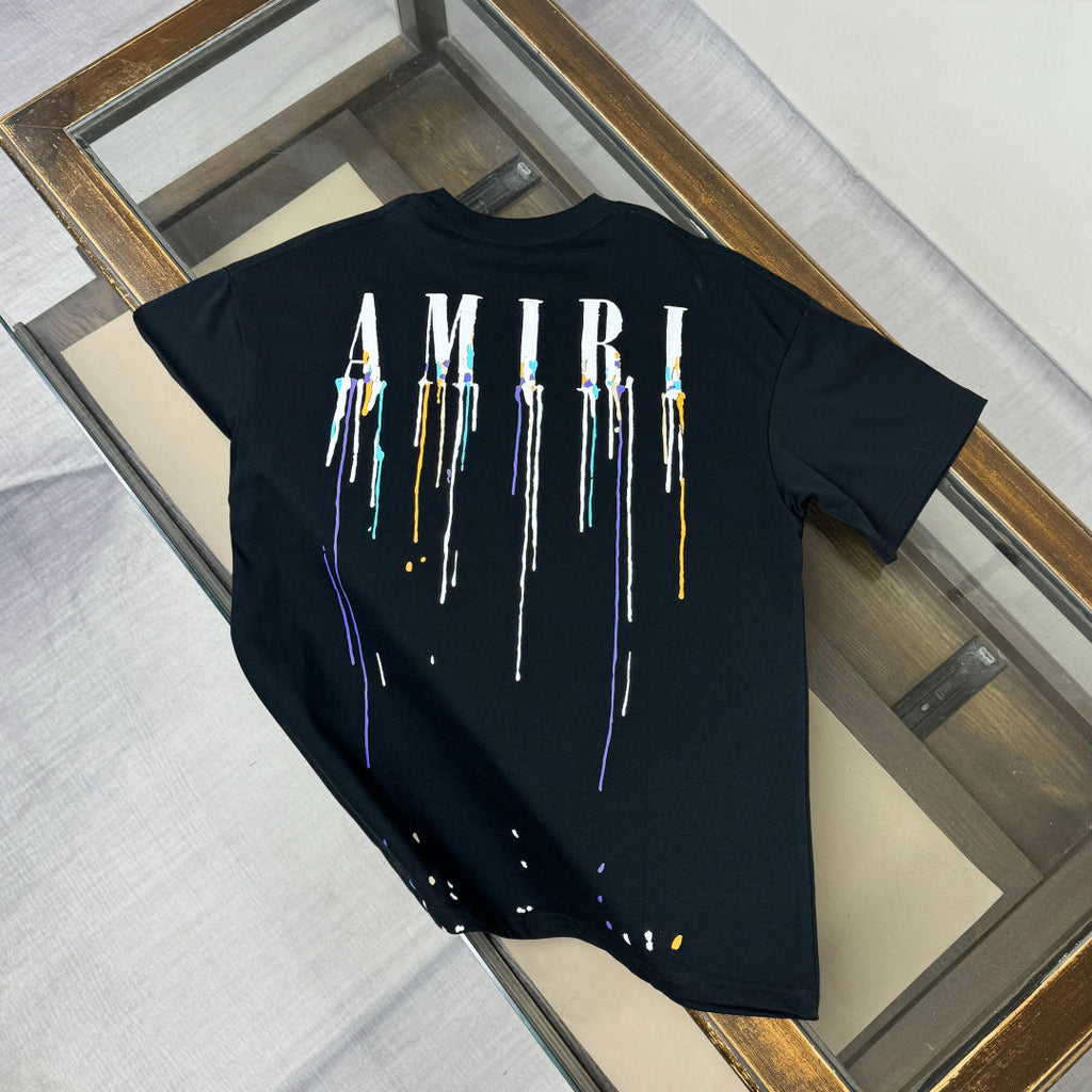 Latest short sleeved round neck T-shirt
