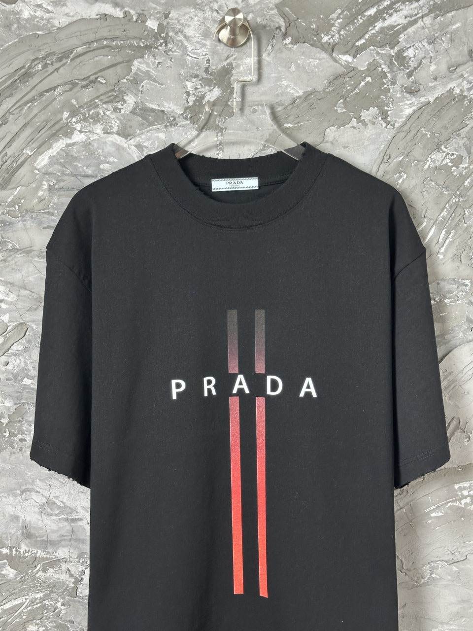 Loose fit T-shirt for both men and women