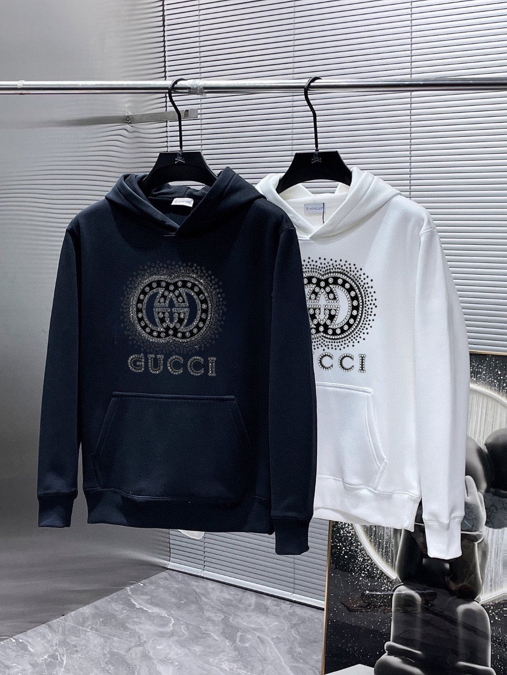 Latest long sleeved round neck sweatshirt 15
