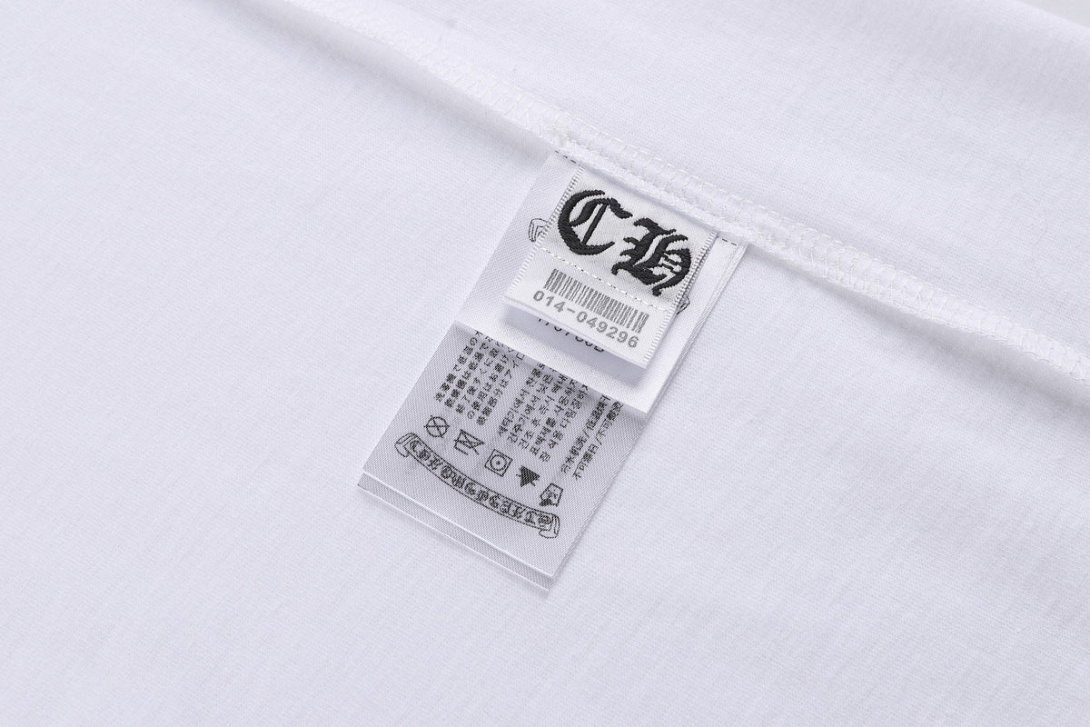 Pattern printed round neck short sleeved shirt