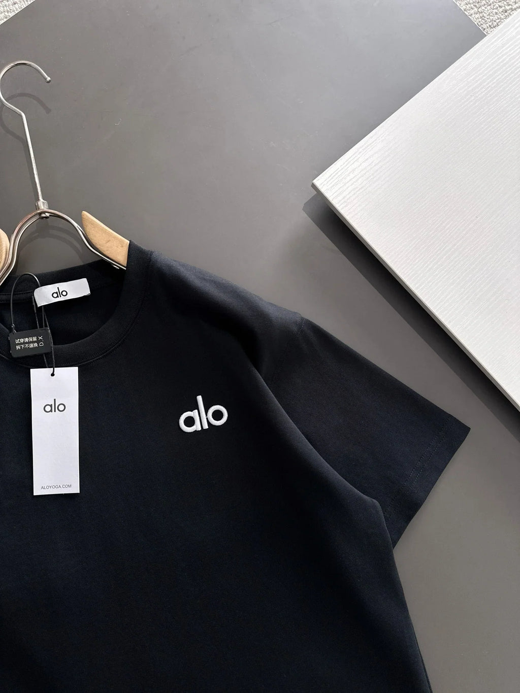 Spring and Autumn Short Sleeves Newly Released