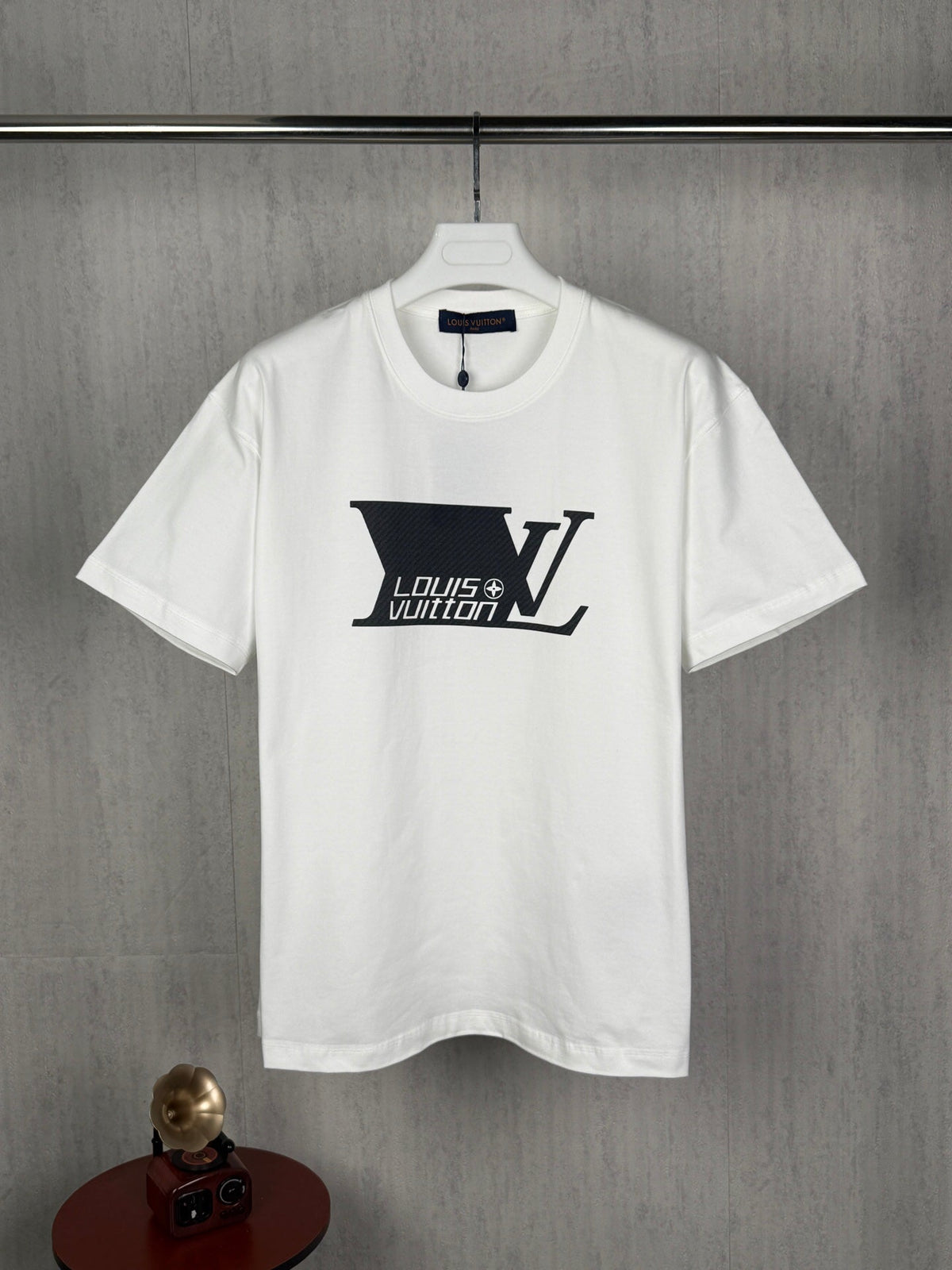 Digital white ink direct spray unisex T-shirt