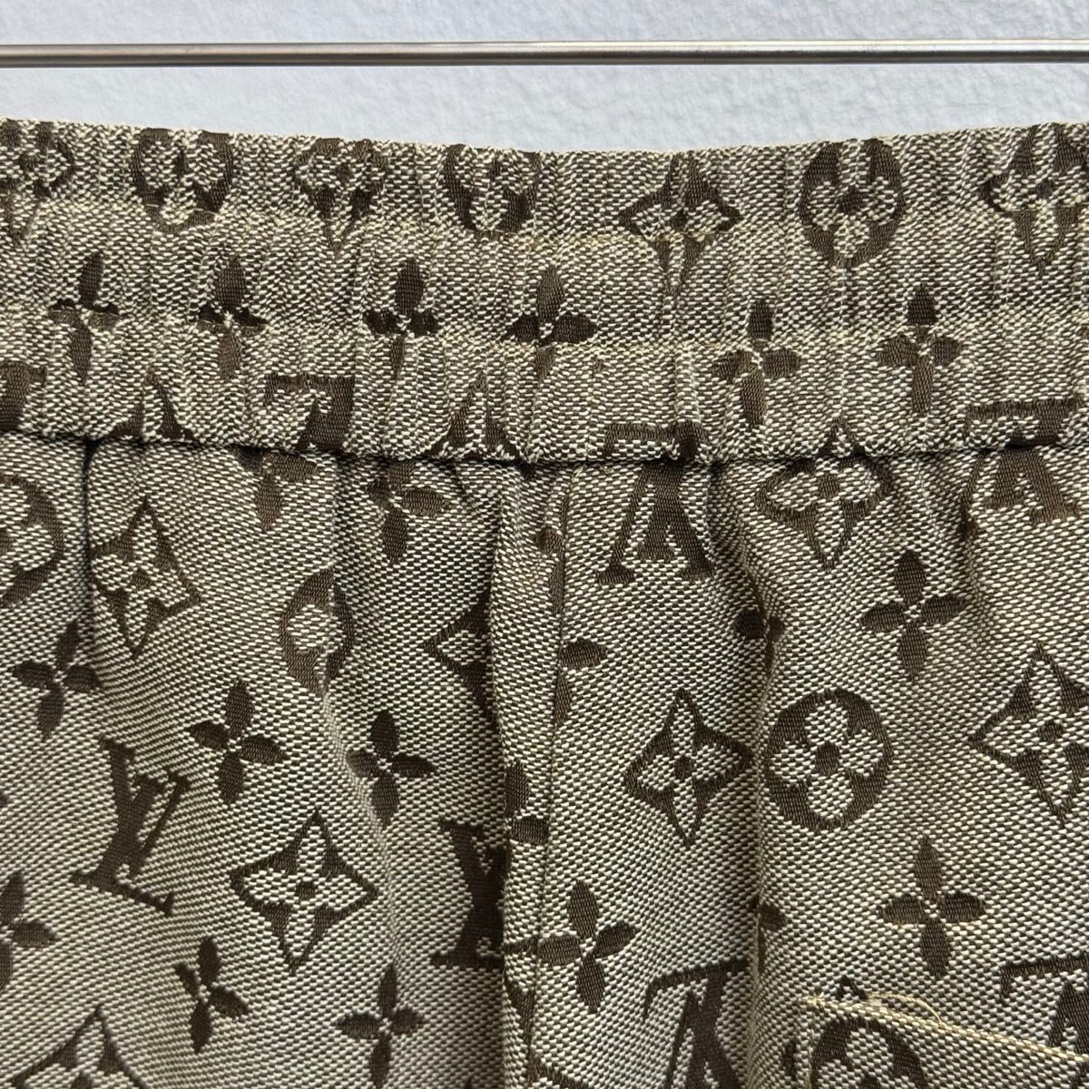 Full printed logo jacquard denim shorts