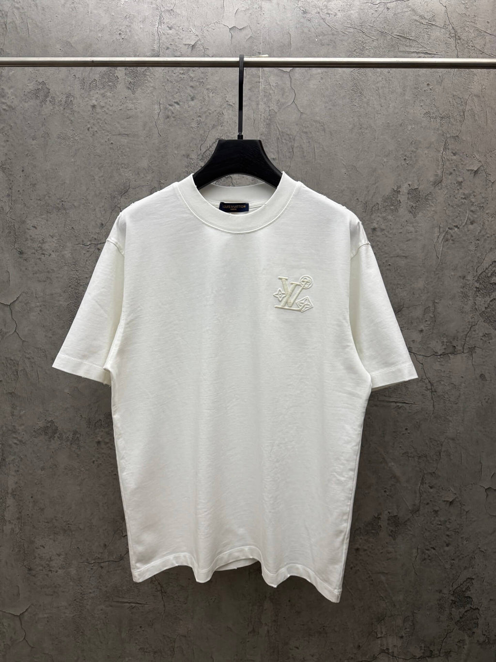Color-Changing Embroidery T-Shirt