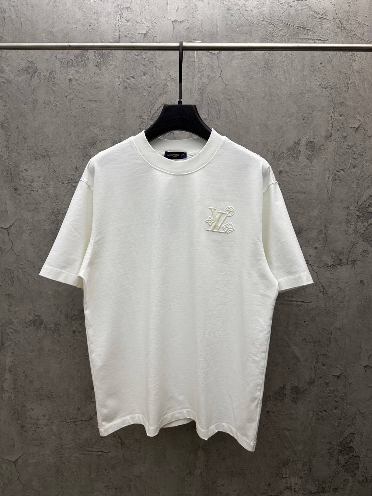 Color-Changing Embroidery T-Shirt
