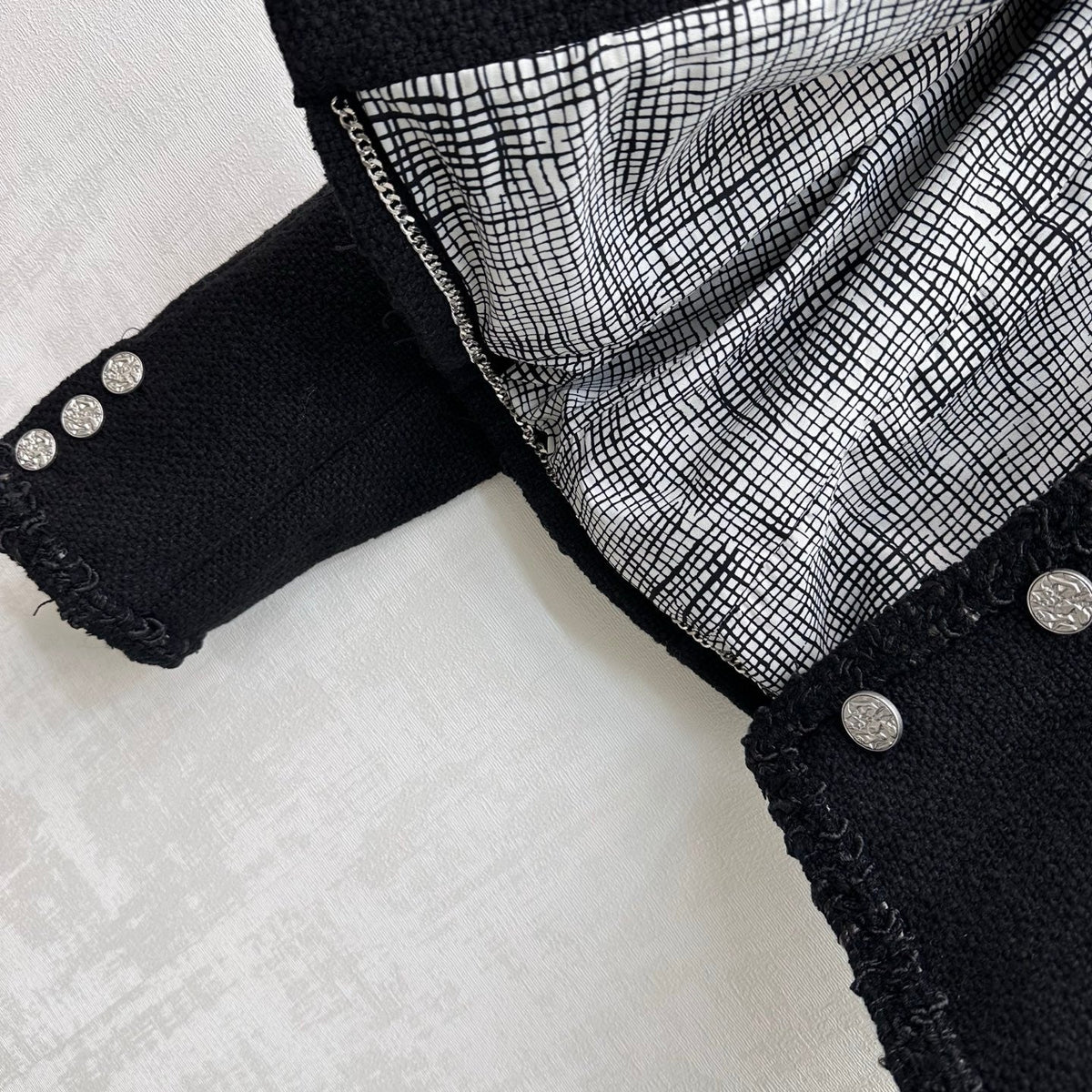 Bound-Edge Crew-Neck Tweed Jacket