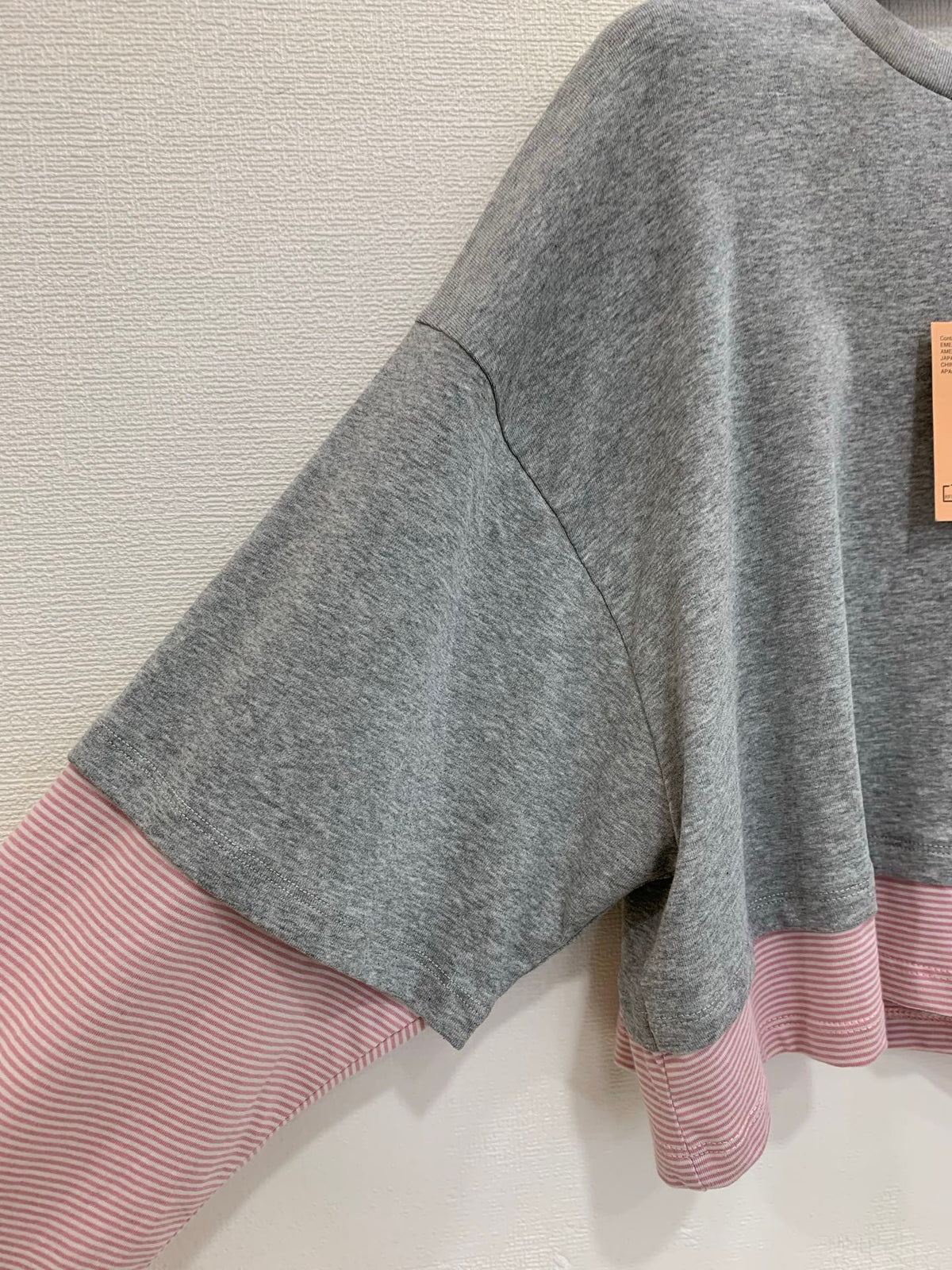 26 Women's New Two-in-One Style Color-Block Long Sleeve T-Shirt
