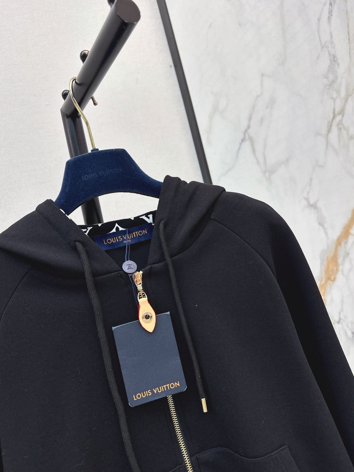 26 Early Autumn New Jacket