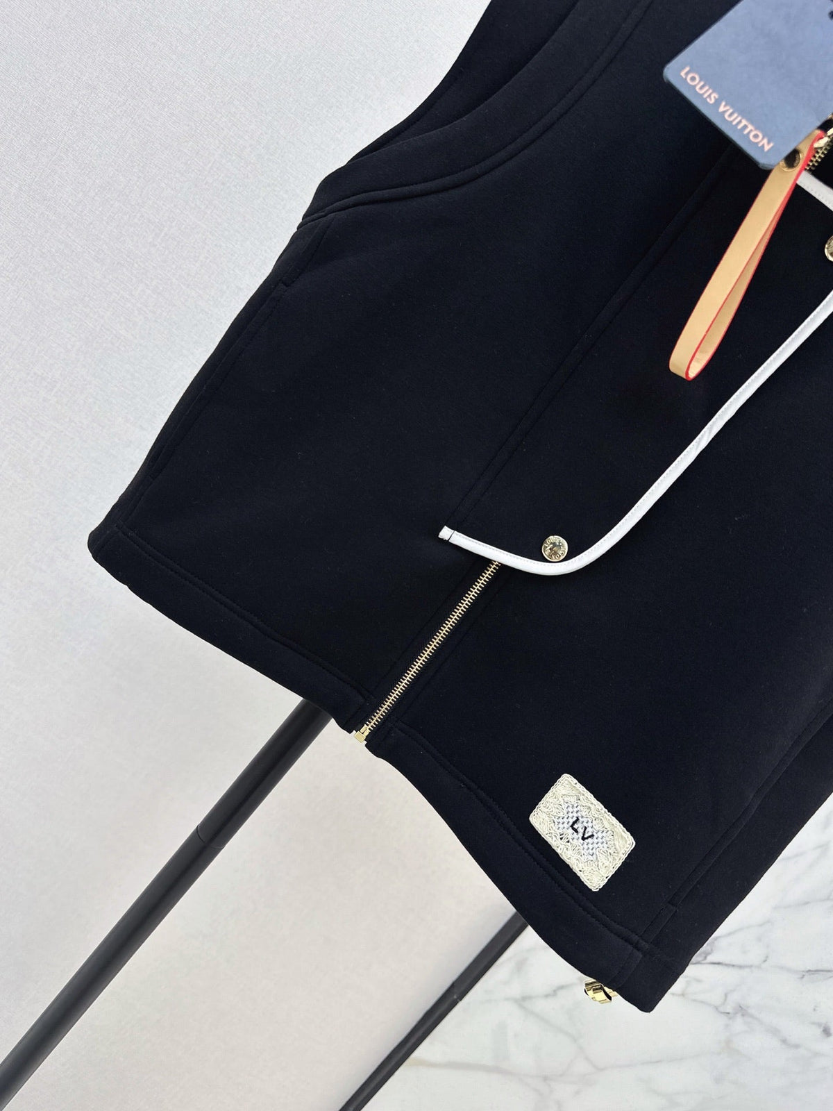 26 Early Autumn New Vest