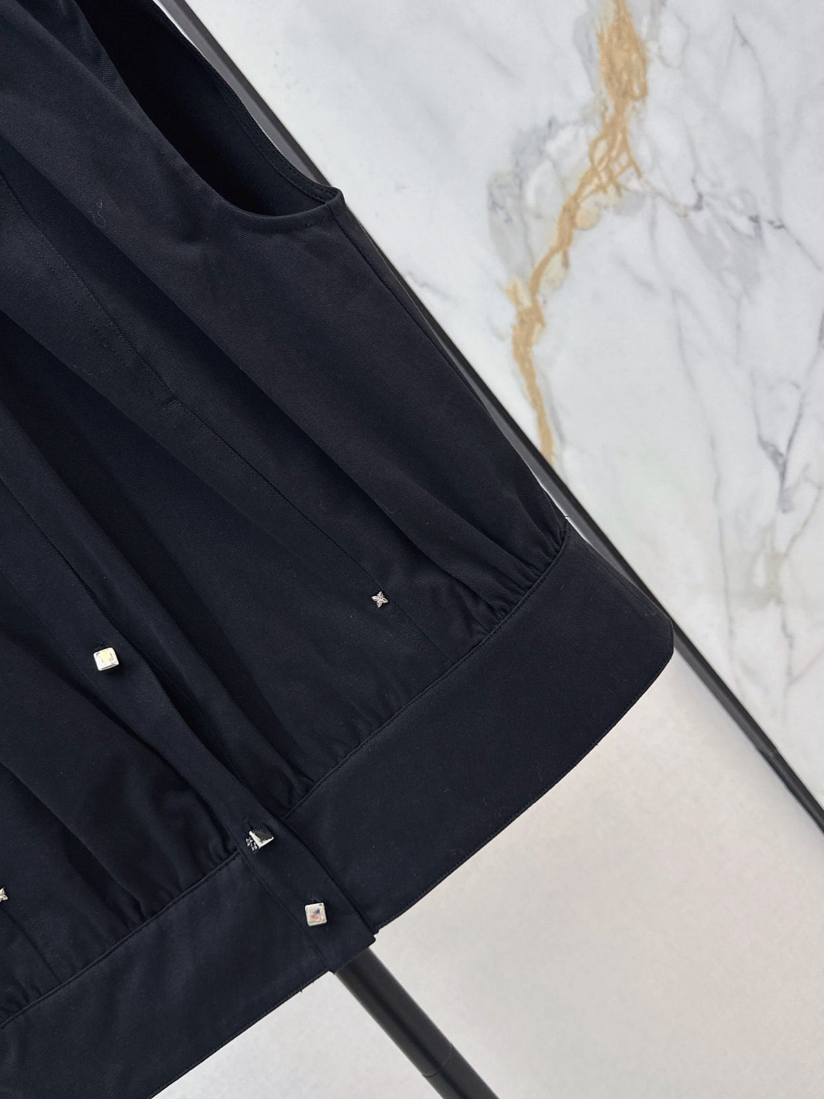 26 Early Autumn New Vest