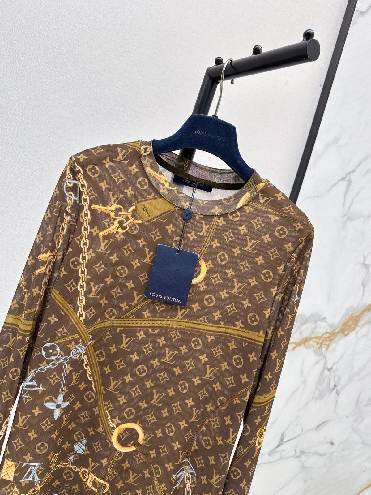26 Early Autumn Latest Base Top