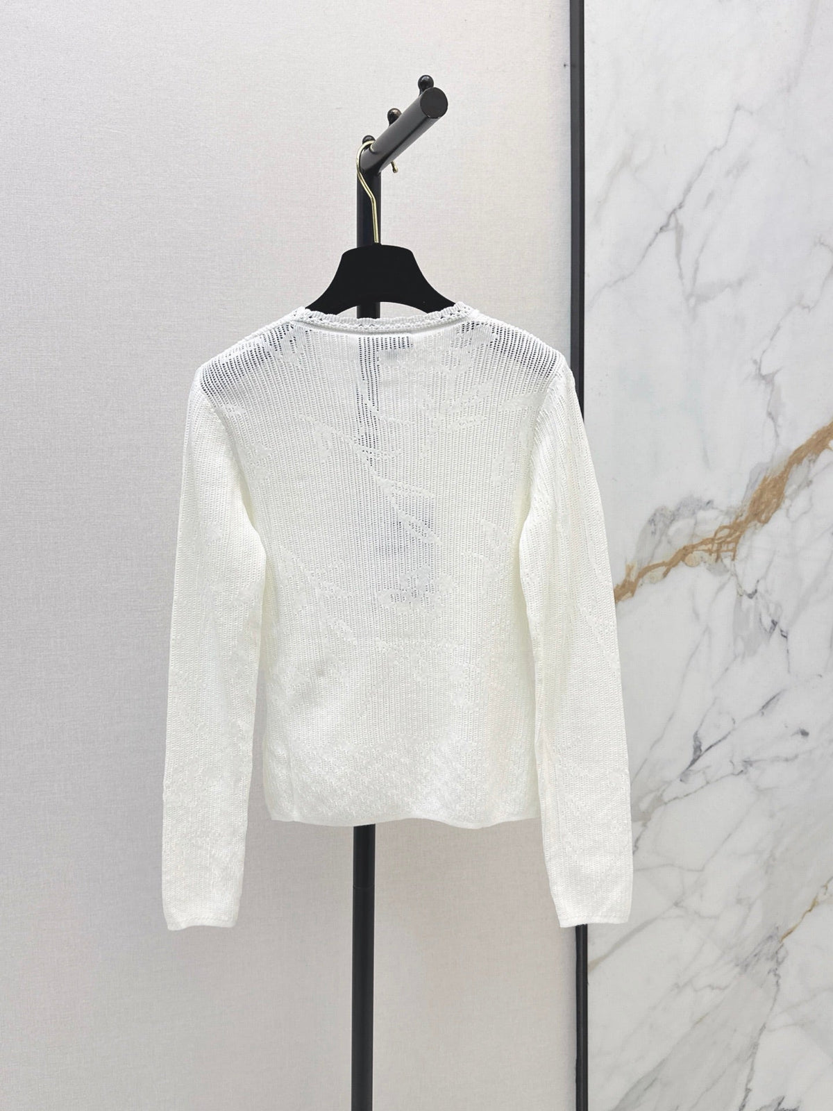 26 Early Autumn Latest Floral Hollow Jacquard V-Neck Knit Top