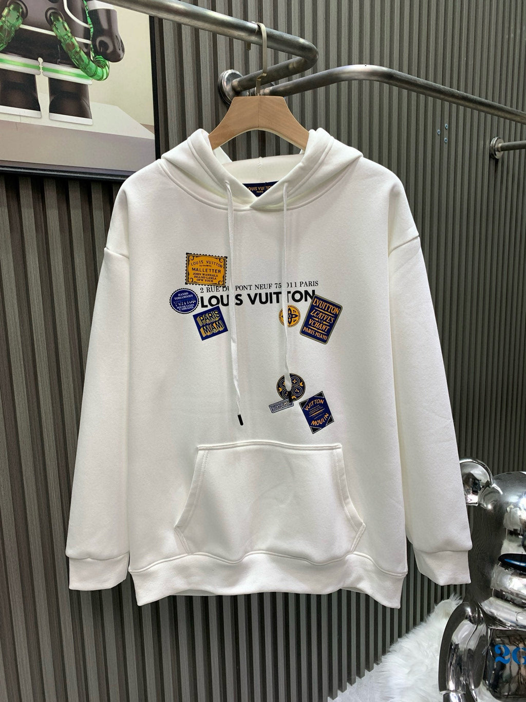 New printed hooded sweatshirt