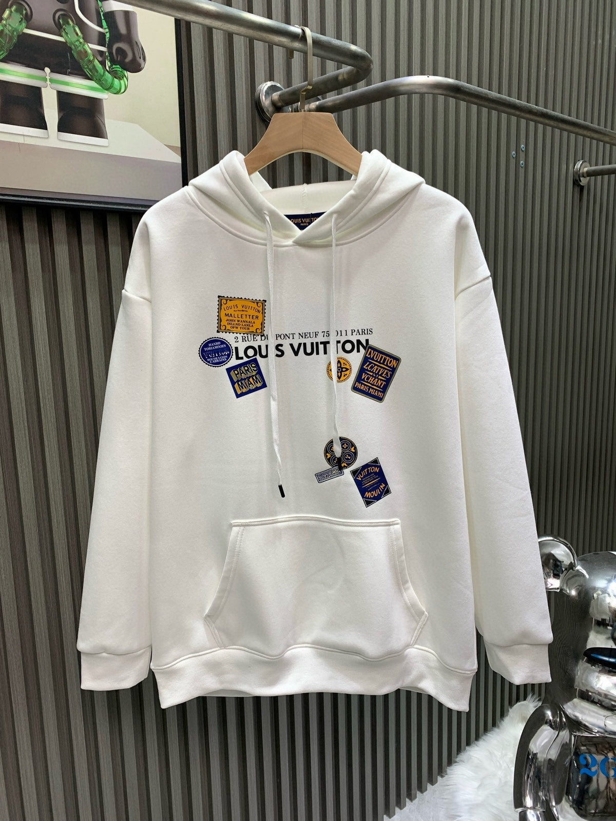 New printed hooded sweatshirt