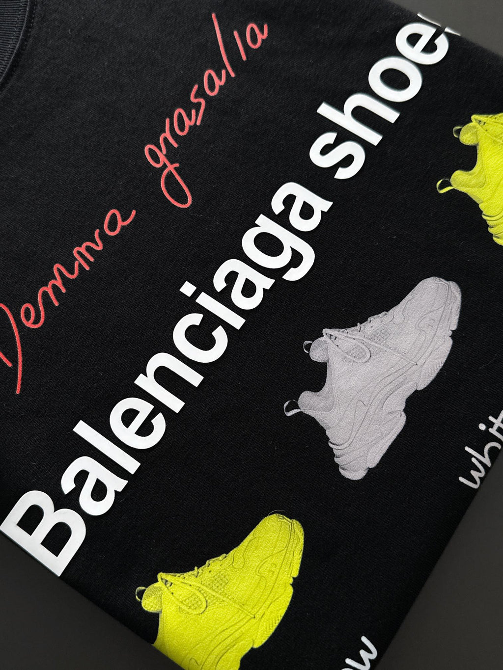 Latest printed short sleeves