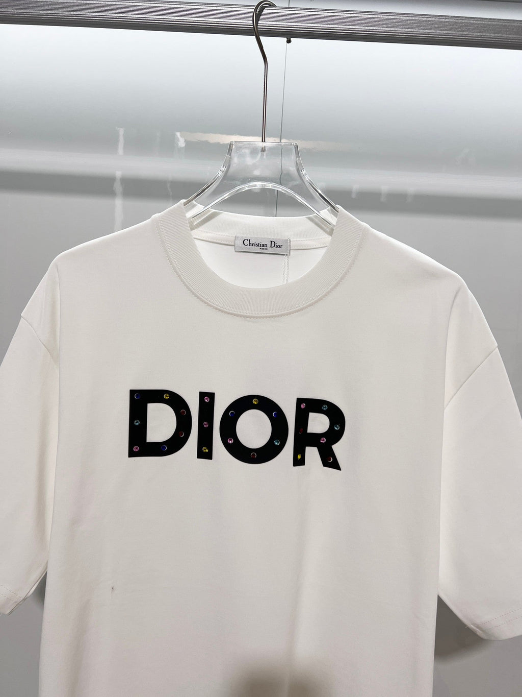 Colorful diamond embellished offset letter round neck T-shirt