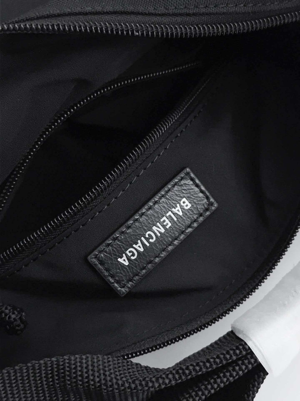 Black recycled nylon shoulder bag armpit bag