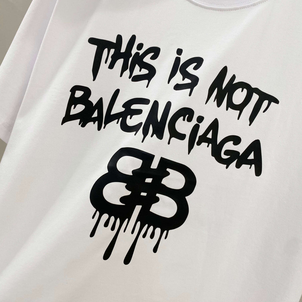Chest sticker printed logo round neck short sleeved T-shirt 8