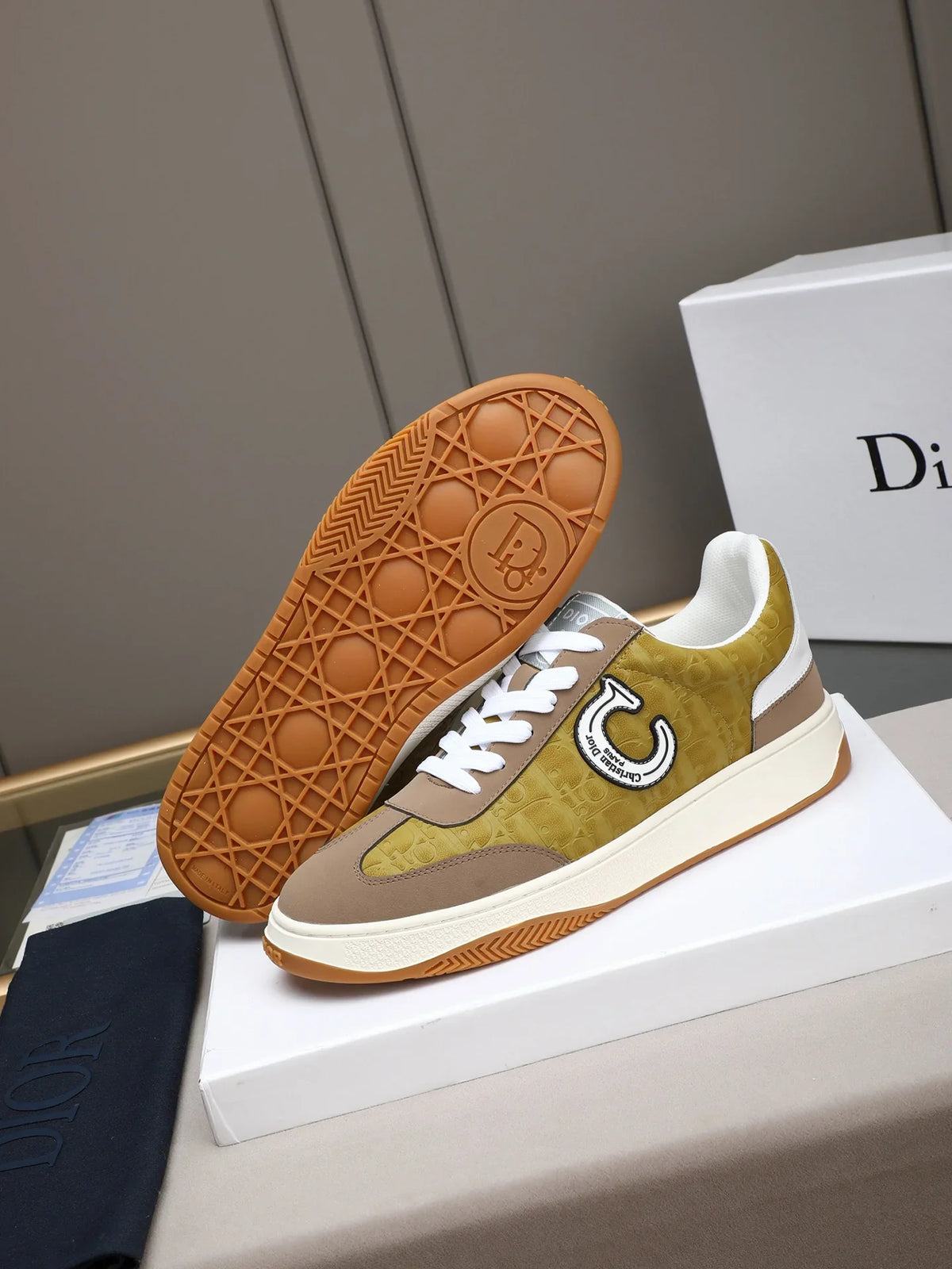 Rubber wear-resistant casual men's shoes