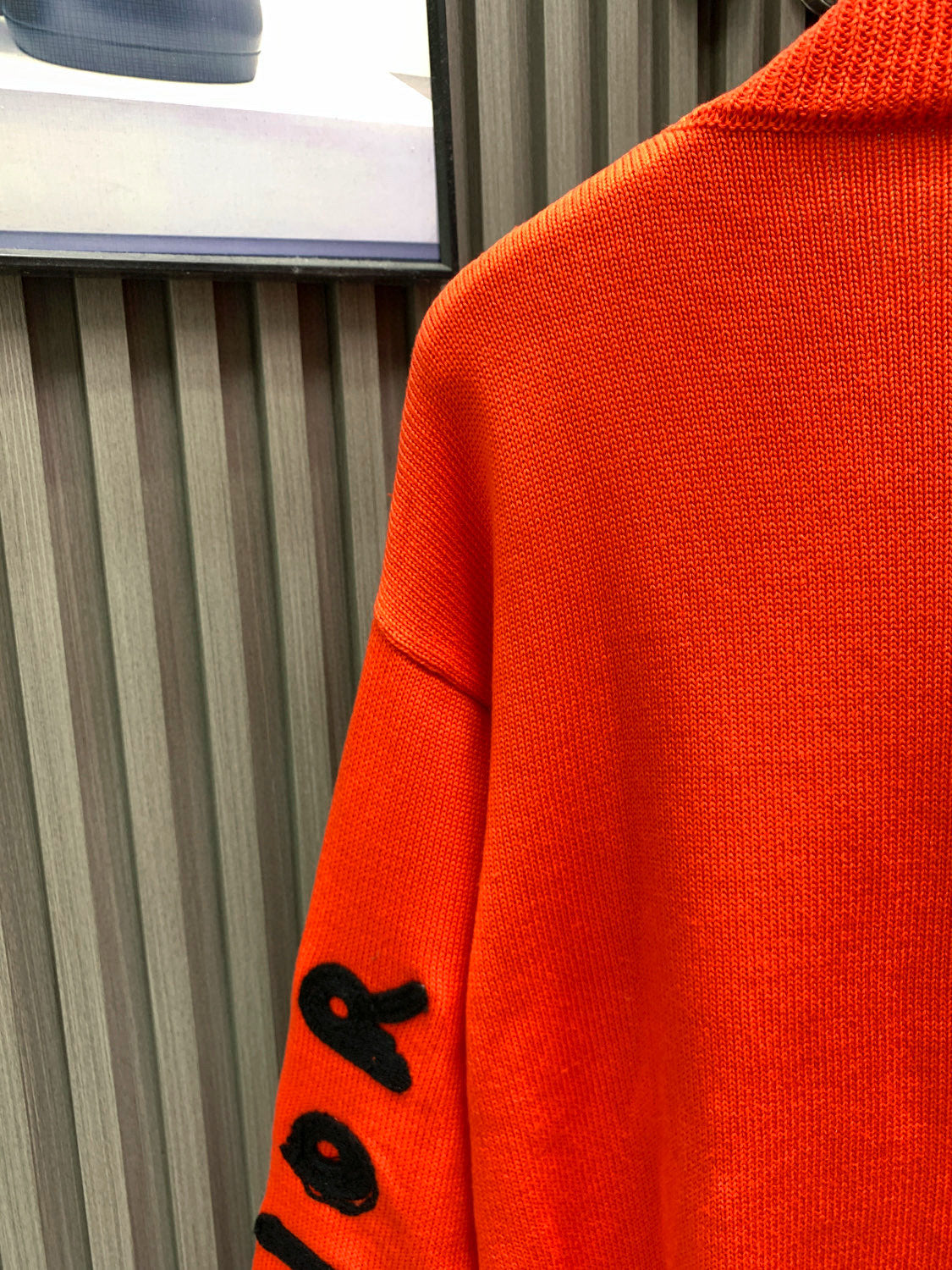 Sheep wool blended plain knitted sweater