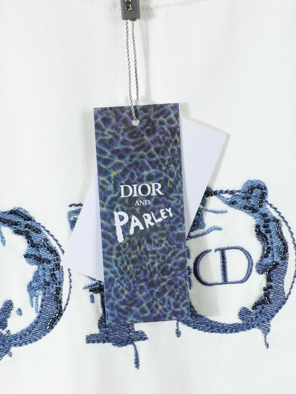 Embroidered T-shirt with floral letter stickers on the chest
