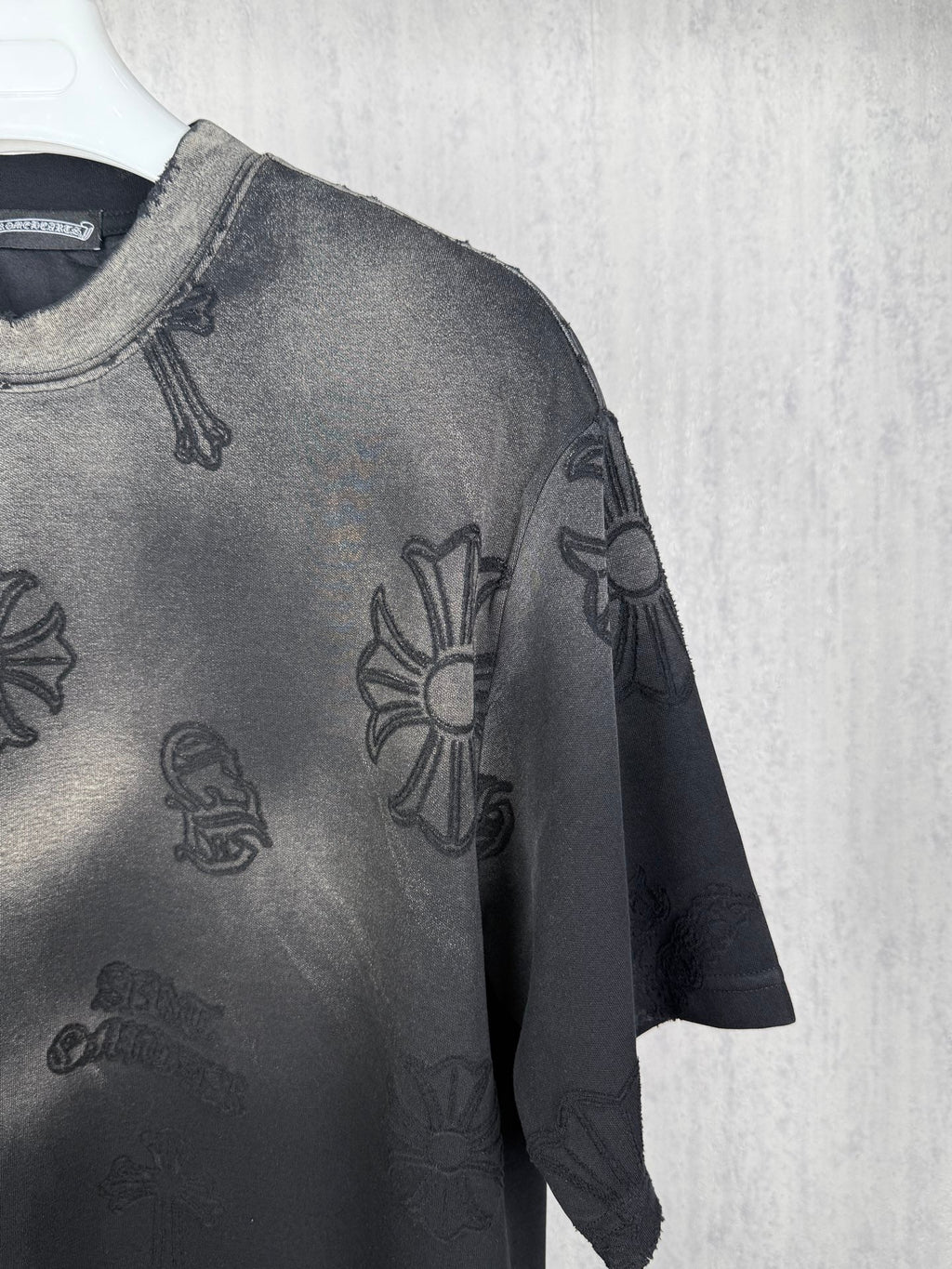American style acid pickling, laser burning, flower pasting, fabric embroidery, couple casual short sleeved T-shirt