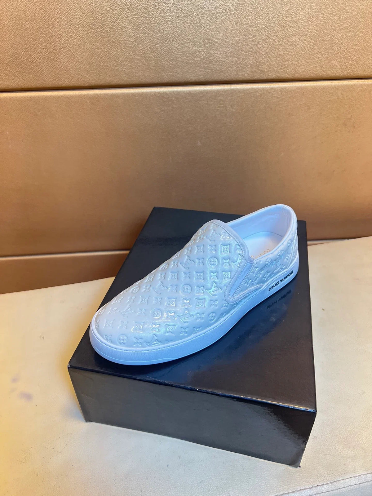 🏃 Casual shoes are a must-have for trendy men 😍