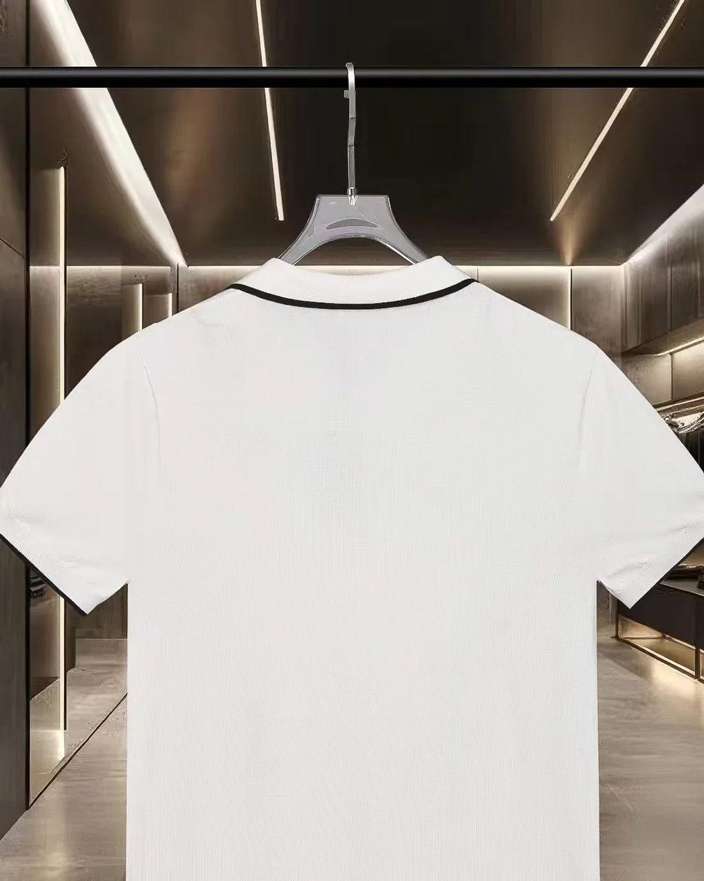 New embroidered knitted short sleeved polo shirt