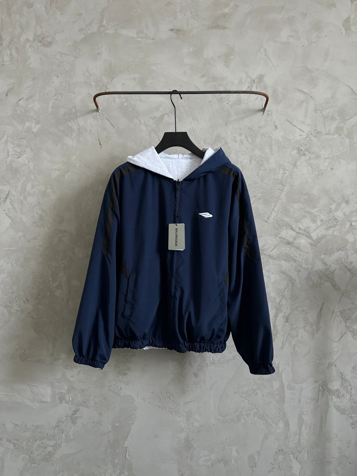 Embroidered double-sided jacket