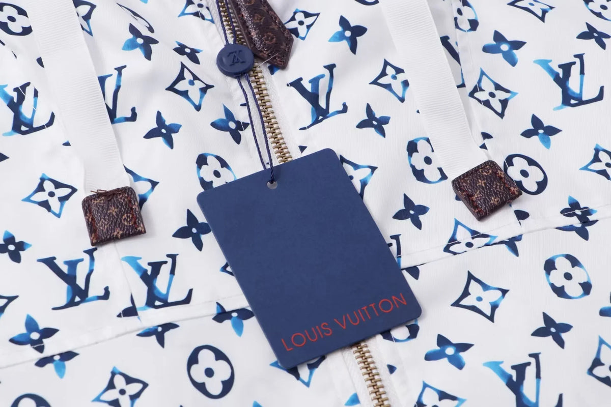 New fully printed hooded jacket