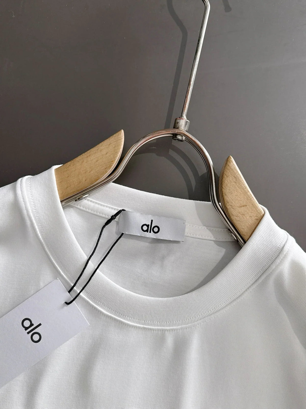 Spring and Autumn Short Sleeves Newly Released