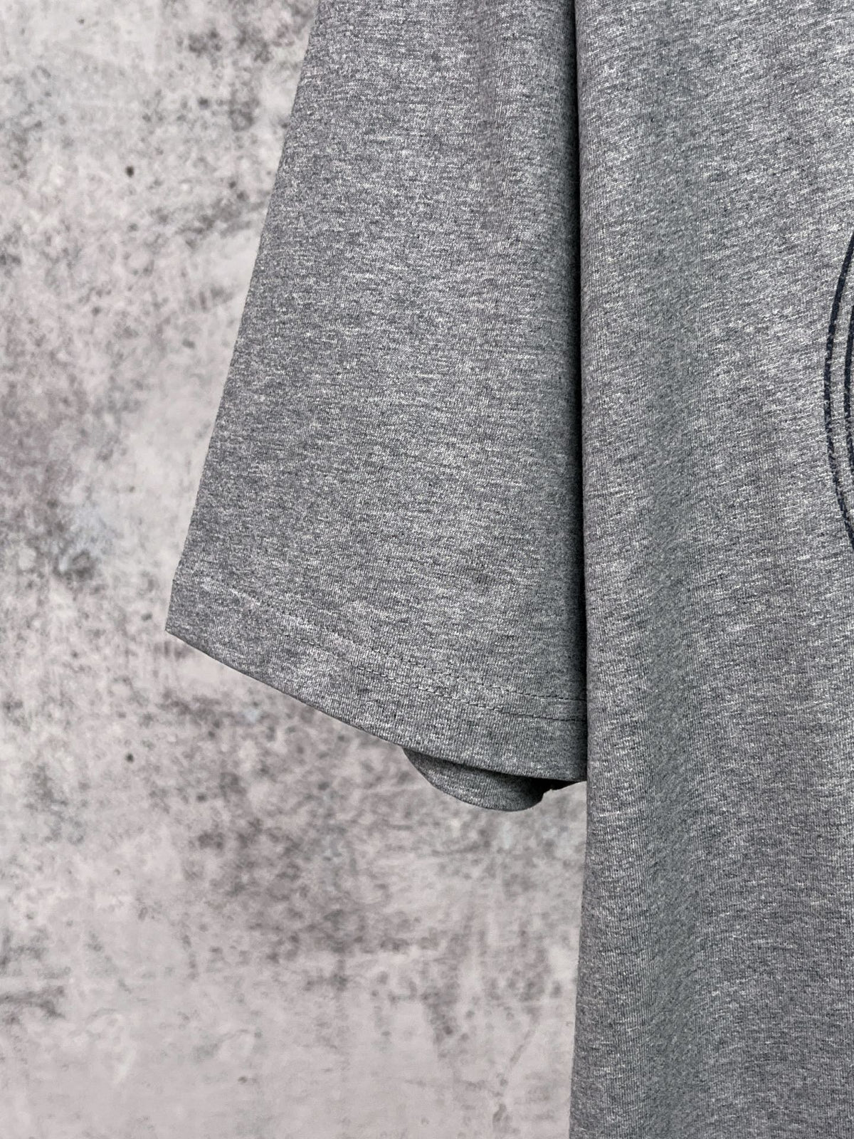 New Front Retro Badge Icon Printed T-shirt